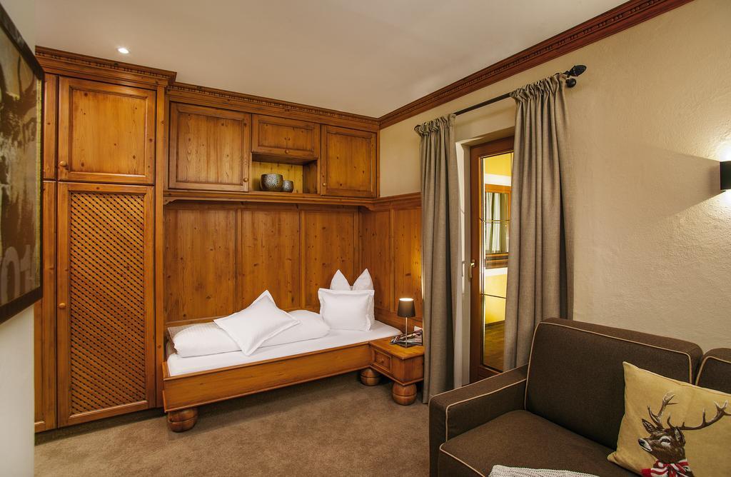 Villa Haidacher Relax & Lifestyle Apartments Zell am Ziller Rom bilde